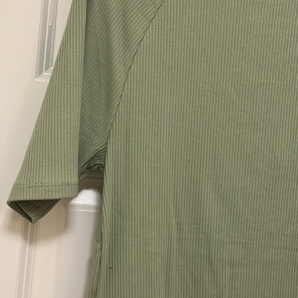 NWT J.Crew short sleeve ribbed top- Size L - Picture 8 of 12